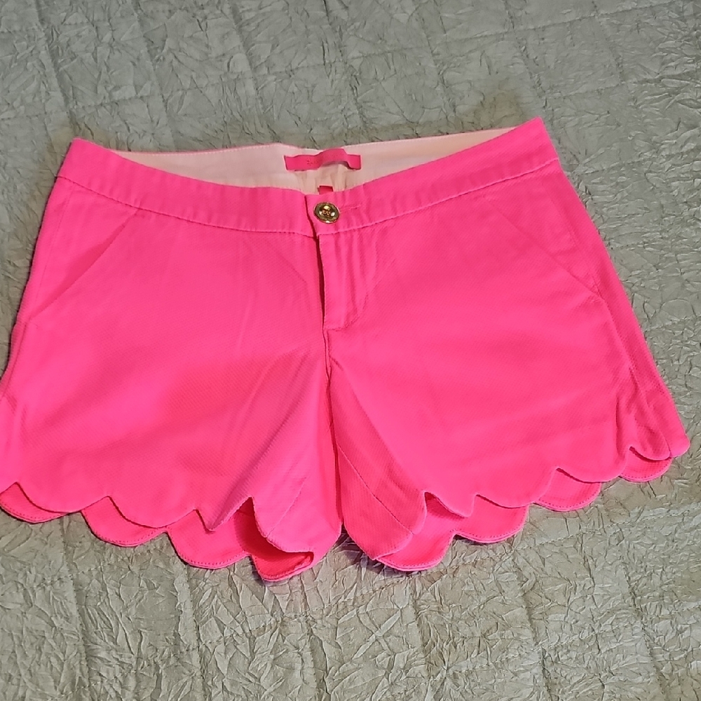 Lilly Pulitzer Bright Pink Scalloped High-Waist Shorts